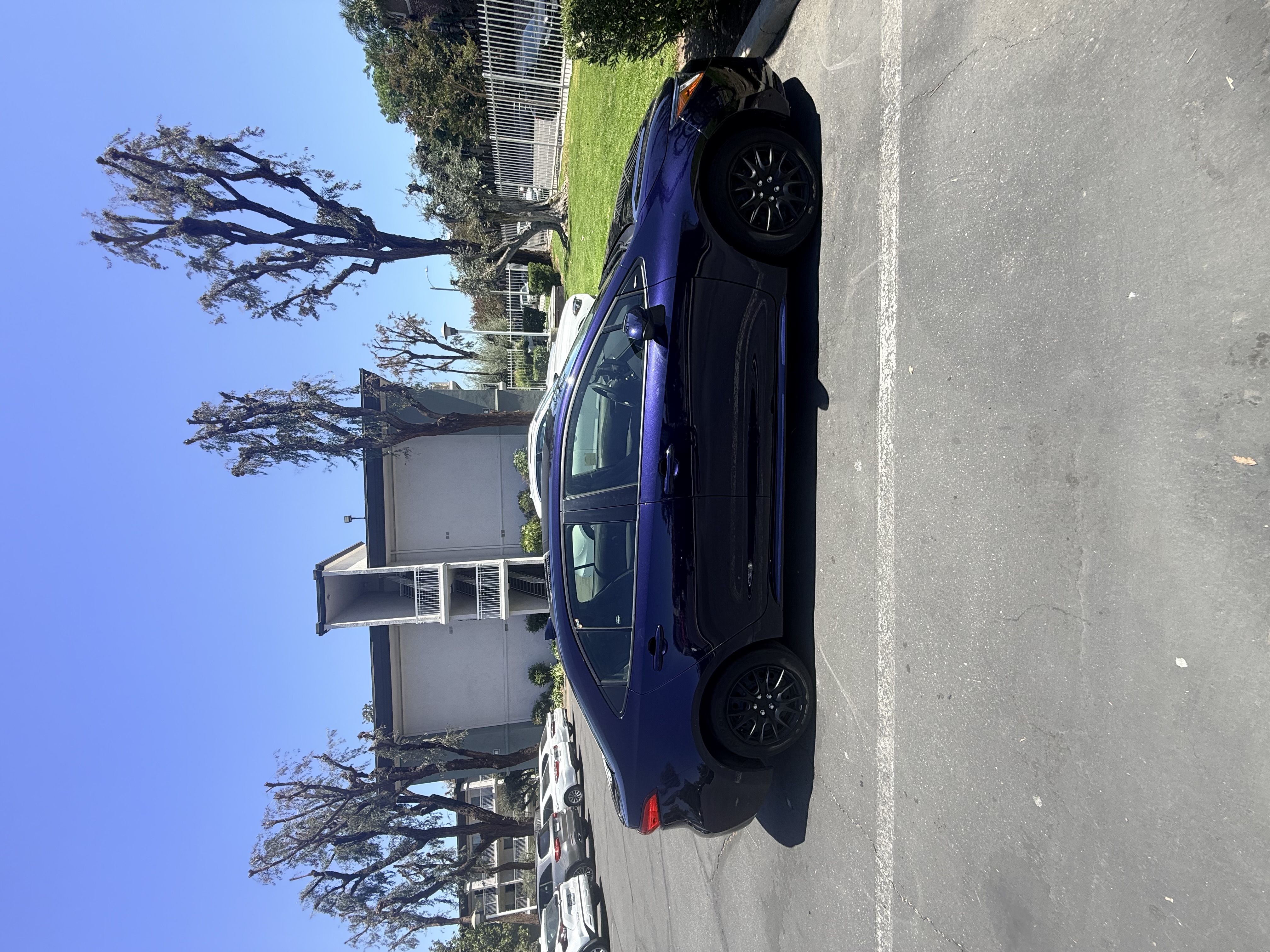 Used 2024 Toyota Corolla LE FWD image 5