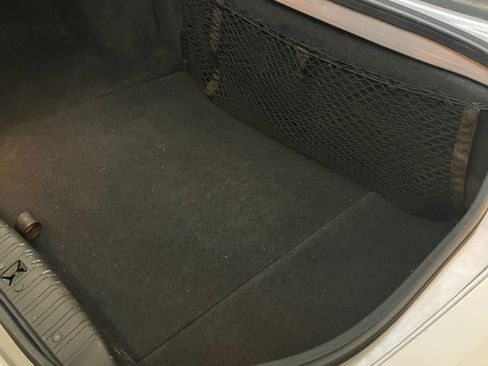 Used 2001 Jaguar XK8 Convertible image 9