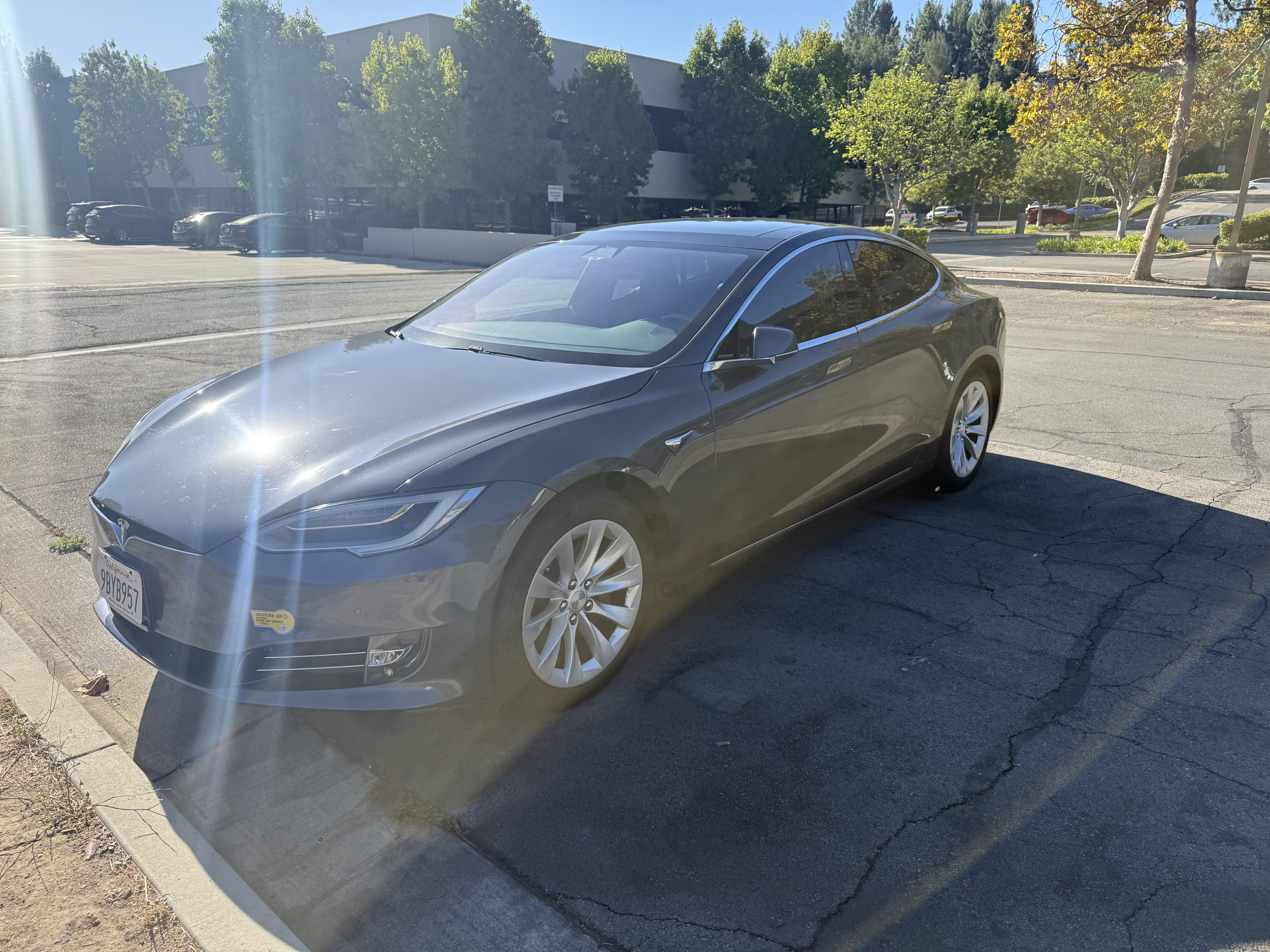 Used 2018 Tesla Model S 75D AWD/4WD image 11