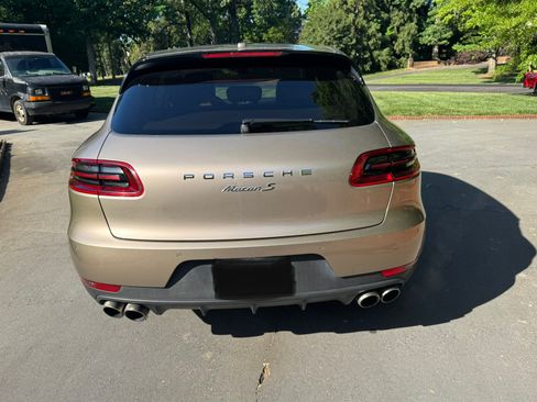 Used 2016 Porsche Macan S AWD/4WD image 12