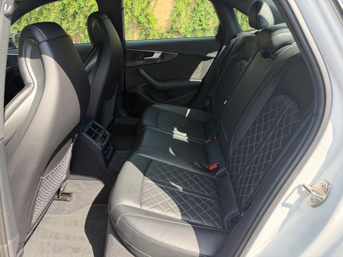 Used 2019 Audi S4 Premium Plus w/ Premium Plus Package AWD/4WD image 14