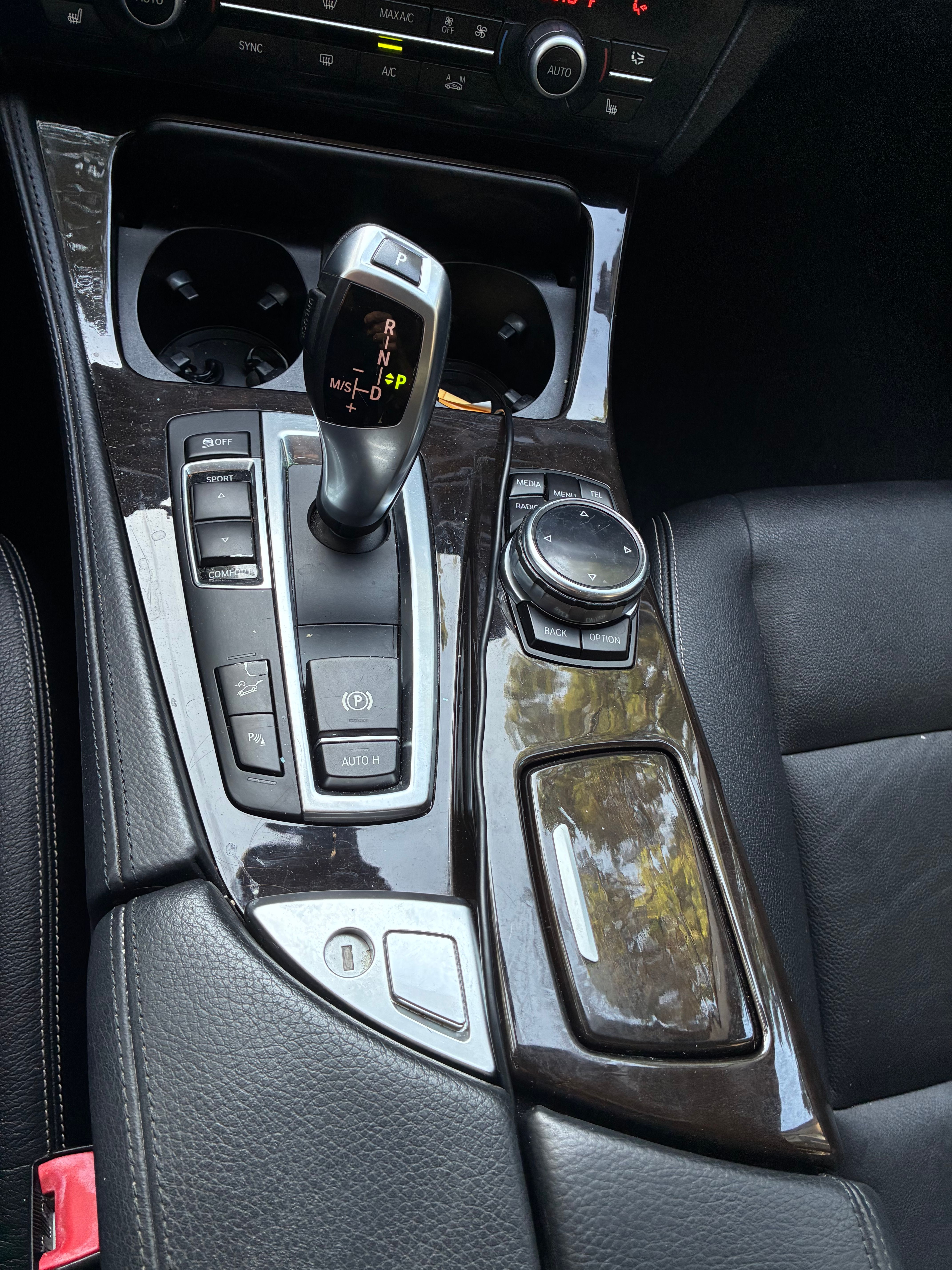 Used 2014 BMW 535i xDrive Sedan AWD/4WD image 11