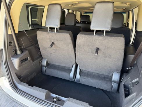 Used 2014 Ford Flex Limited w/ Equipment Group 301A FWD image 16