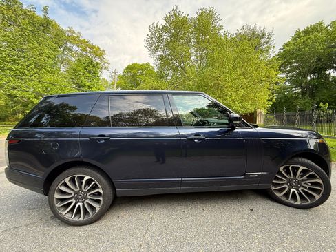 Used 2019 Land Rover Range Rover Long Wheelbase Supercharged AWD/4WD image 1