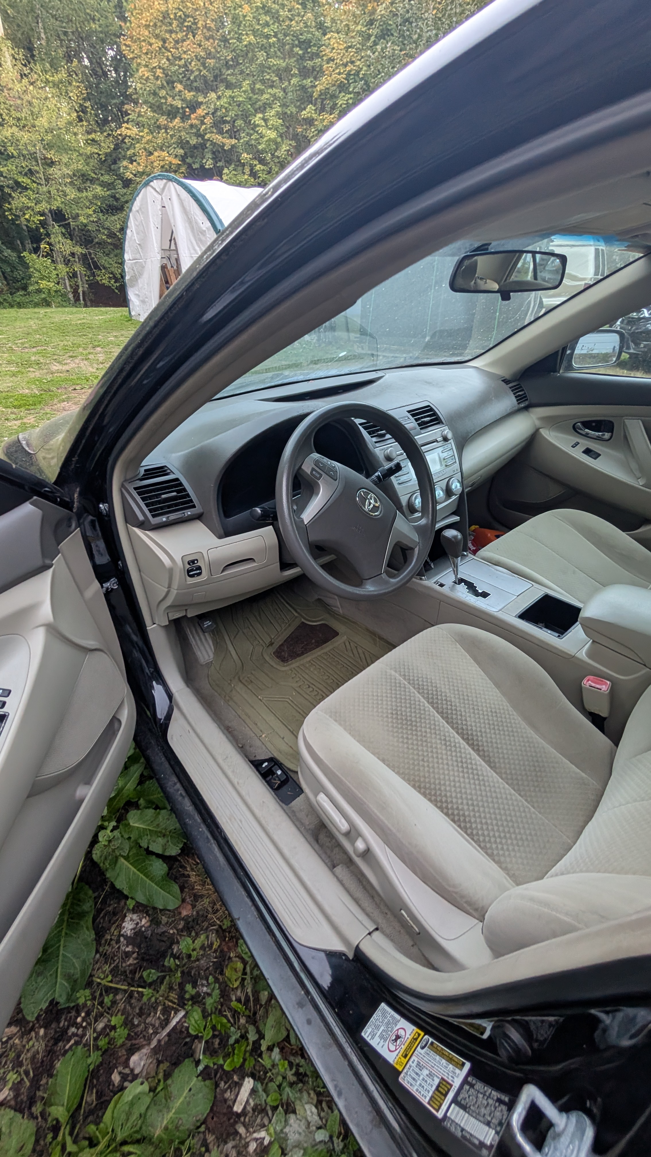 Used 2009 Toyota Camry LE FWD image 13