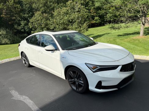 Used 2024 Acura Integra A-Spec FWD image 2