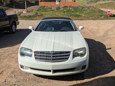Used 2005 Chrysler Crossfire Limited image 10