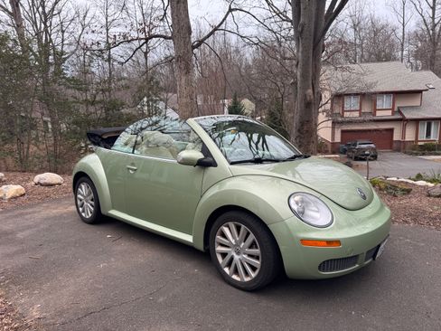 Used 2008 Volkswagen Beetle SE image 14