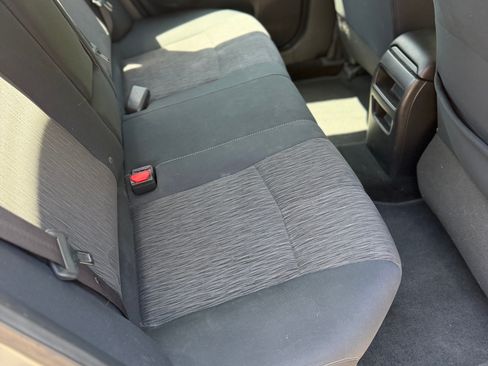 Used 2015 Nissan Sentra SV image 10