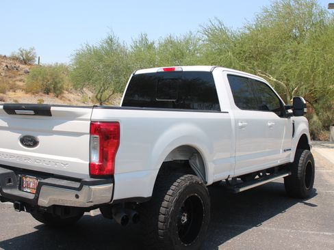 Used 2019 Ford F350 Lariat w/ Lariat Value Package image 5