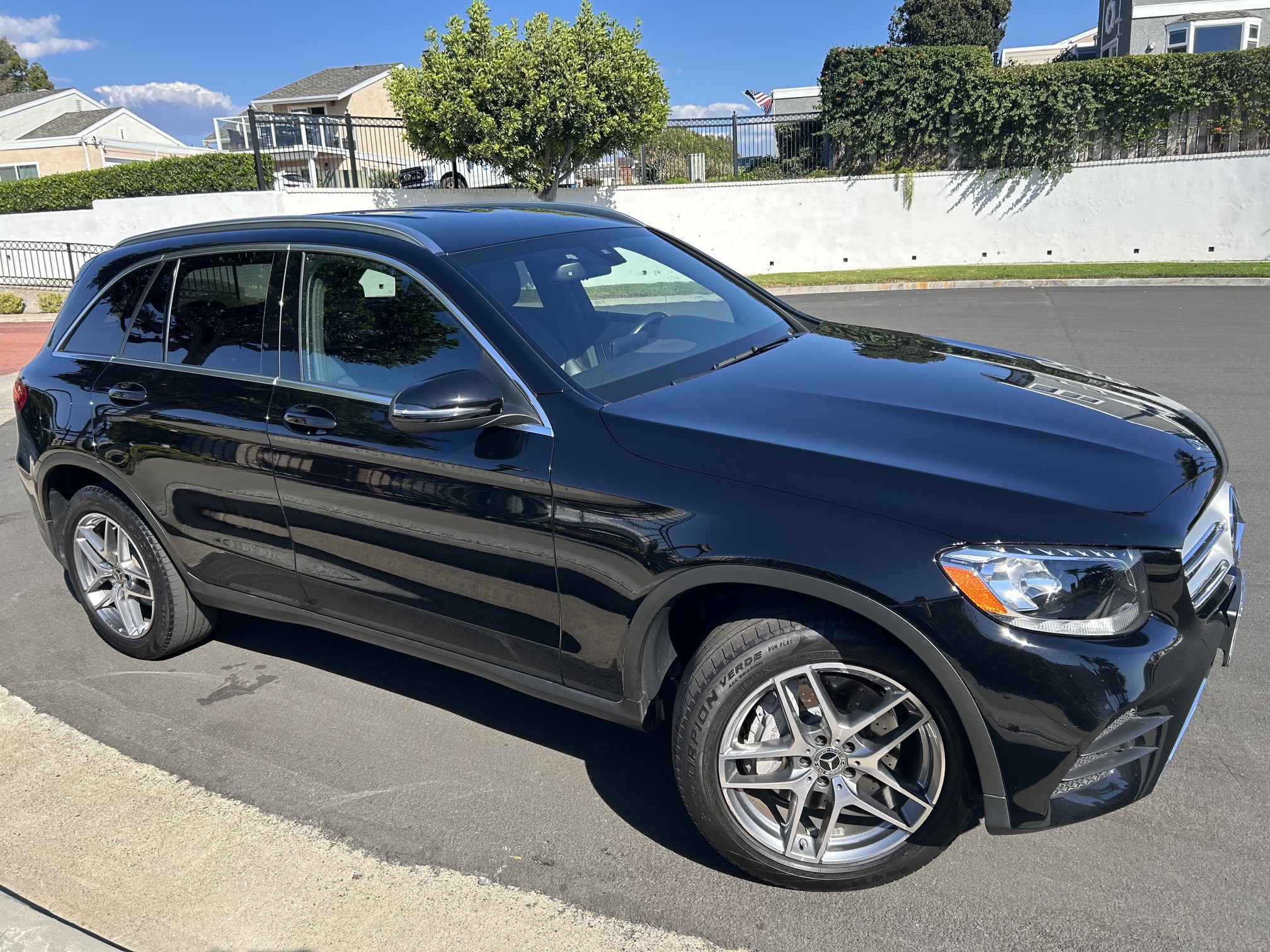 Used 2019 Mercedes-Benz GLC 300 image 2