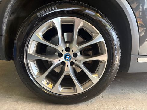 Used 2023 BMW X5 xDrive45e w/ Climate Comfort Package image 20