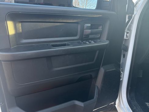 Used 2019 RAM 1500 Tradesman w/ Popular Equipment Group image 9