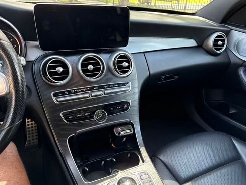 Used 2019 Mercedes-Benz C 300 Sedan image 12
