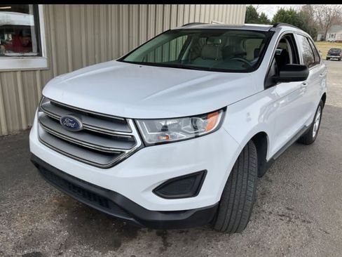 Used 2017 Ford Edge SE image 1