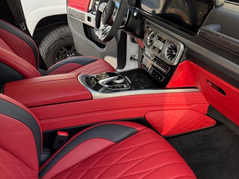 Used 2021 Mercedes-Benz G 63 AMG 4MATIC image 9