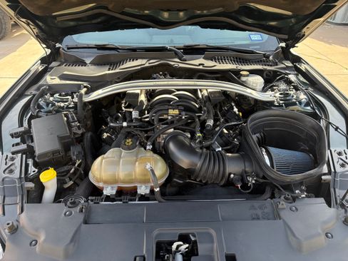 Used 2019 Ford Mustang Bullitt w/ Bullitt Electronics Package RWD image 18