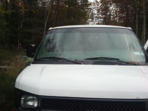 Used 2012 Chevrolet Express 3500 Extended image 6