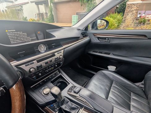 Used 2016 Lexus ES 350 image 5