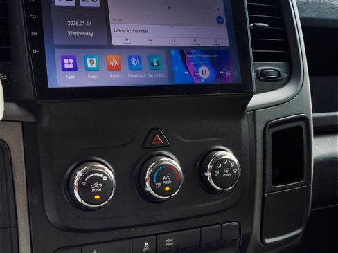 Used 2018 RAM 2500 Tradesman w/ Chrome Appearance Group image 21