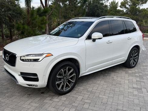 Used 2019 Volvo XC90 T6 Momentum w/ Advanced Package AWD/4WD image 1