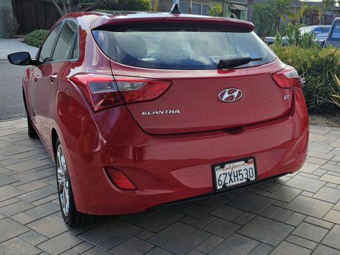 Used 2013 Hyundai Elantra GT w/ Tech Pkg image 8