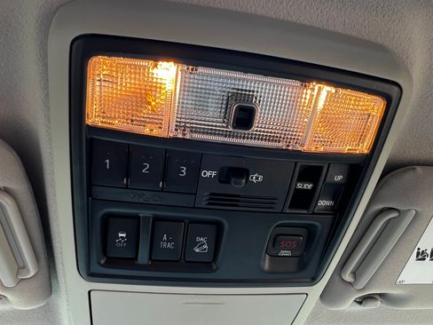 Used 2017 Toyota 4Runner Limited AWD/4WD image 16