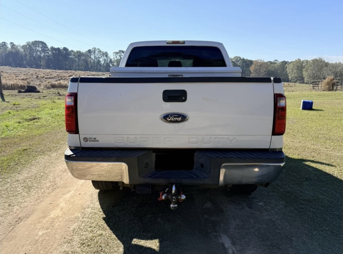 Used 2011 Ford F250 XLT AWD/4WD image 4