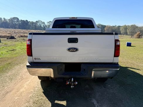 Used 2011 Ford F250 XLT AWD/4WD image 4