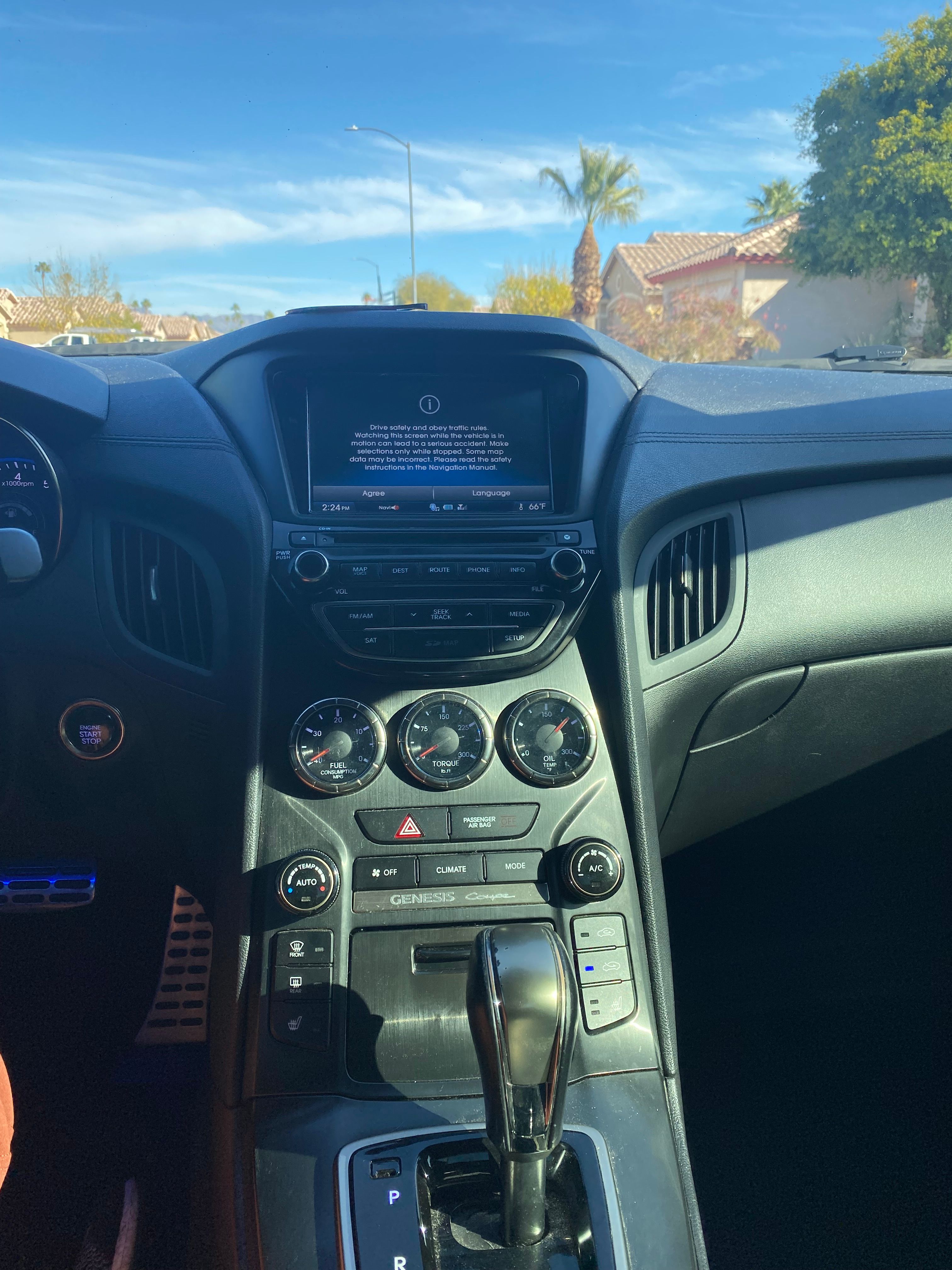 Used 2014 Hyundai Genesis 3.8 RWD image 14