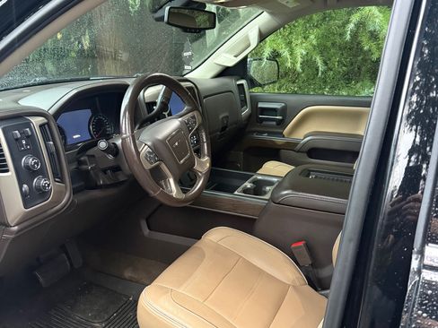 Used 2017 GMC Sierra 1500 Denali w/ Denali Ultimate Package image 10