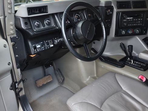 Used 2003 HUMMER H1 4-Door Wagon image 2