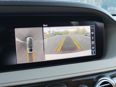 Used 2020 Mercedes-Benz S 450 S 450 Sedan 4D image 22