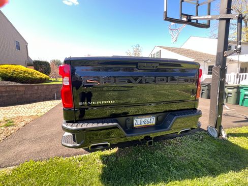 Used 2023 Chevrolet Silverado 1500 LT Trail Boss w/ Convenience Package II image 6