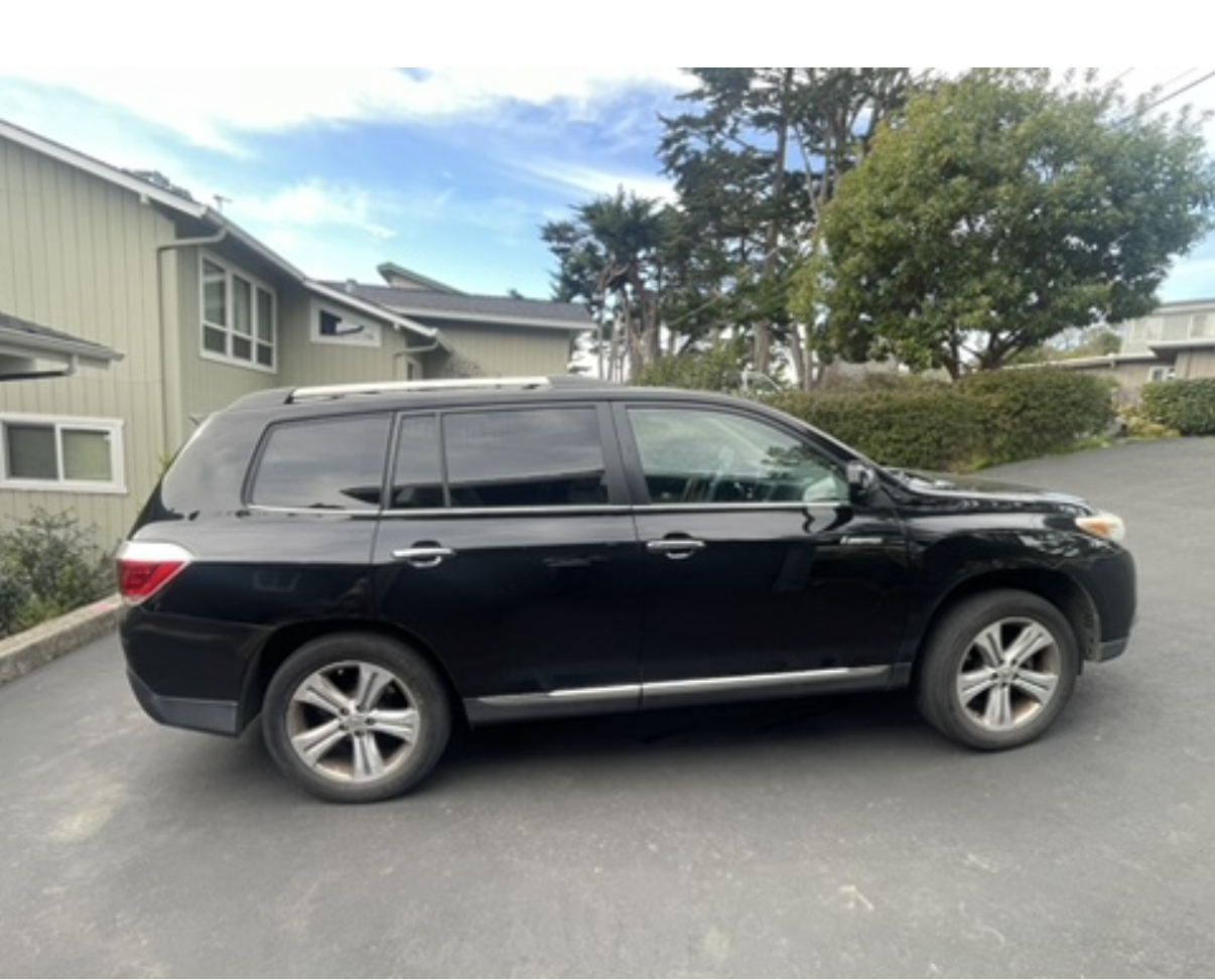 Used 2011 Toyota Highlander Limited w/ Tow Pkg AWD/4WD image 5