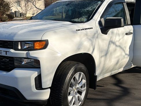Used 2022 Chevrolet Silverado 1500 Custom w/ LPO, Dark Essentials Package image 2