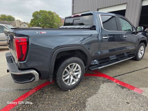 Used 2022 GMC Sierra 1500 SLT image 8