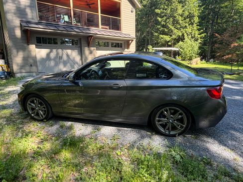 Used 2015 BMW M235i xDrive Coupe AWD/4WD image 6