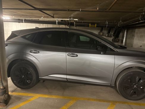 Used 2025 Nissan Murano SV AWD/4WD image 1