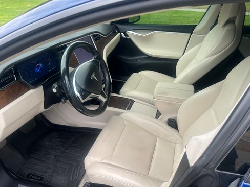Used 2018 Tesla Model S 100D AWD/4WD image 9