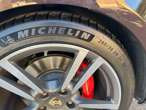 Used 2011 Porsche Panamera Turbo image 23