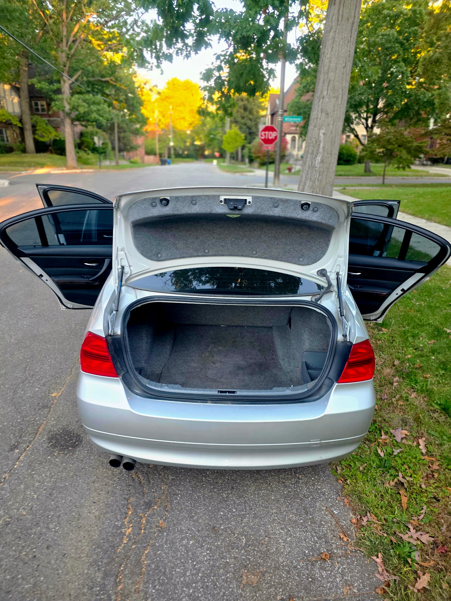 Used 2006 BMW 325i Sedan RWD image 13
