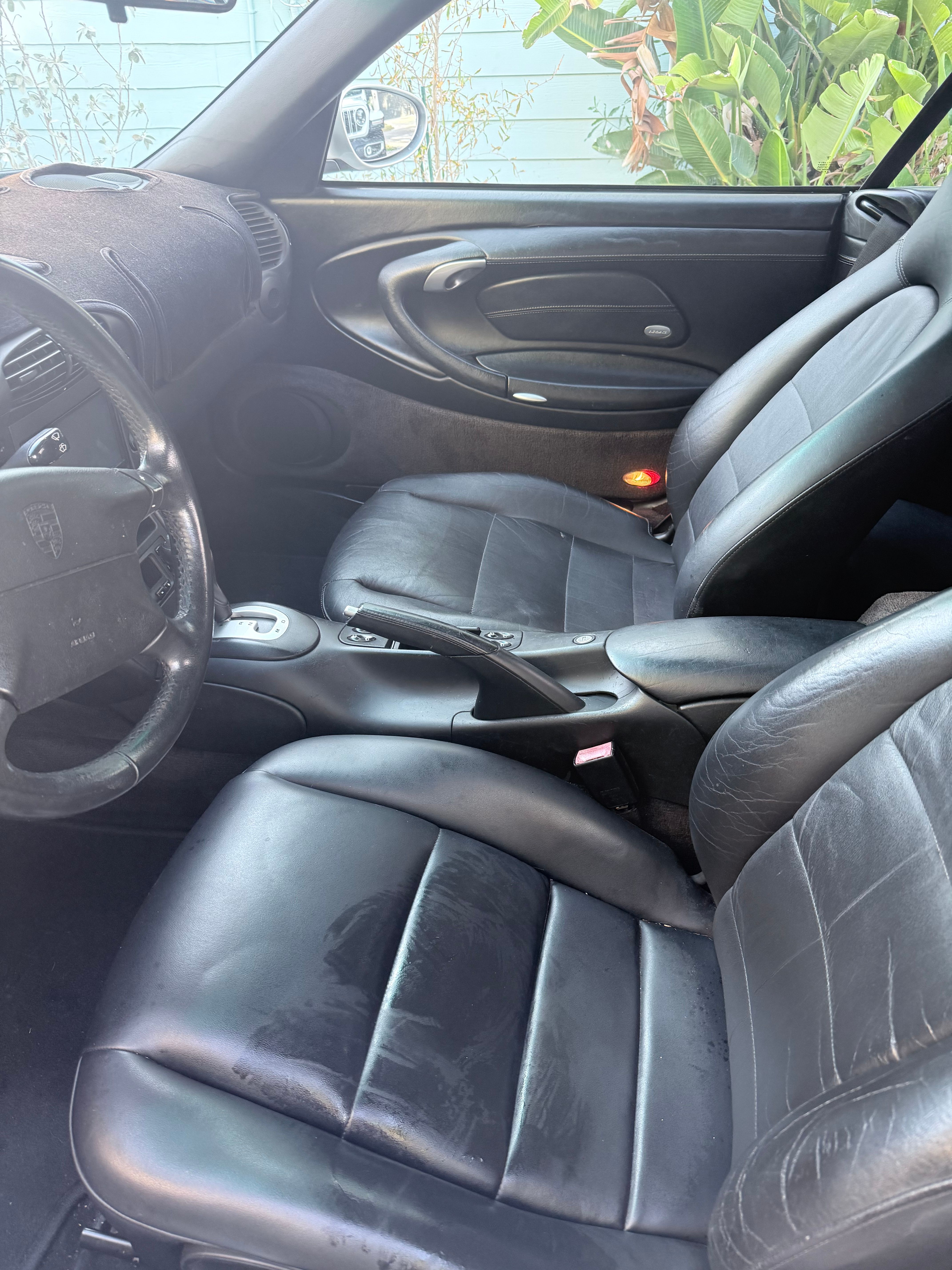 Used 2000 Porsche 911 Cabriolet image 11