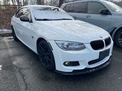Used 2011 BMW 335i xDrive Coupe image 2