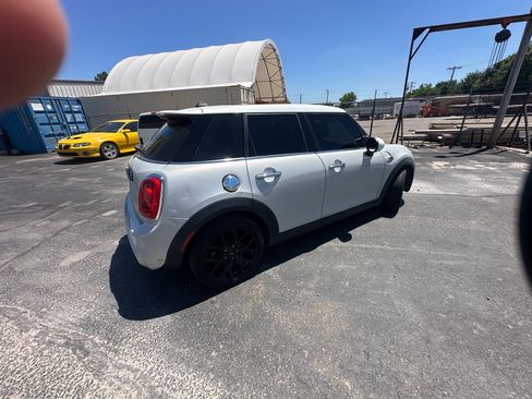 Used 2016 MINI Cooper S image 5