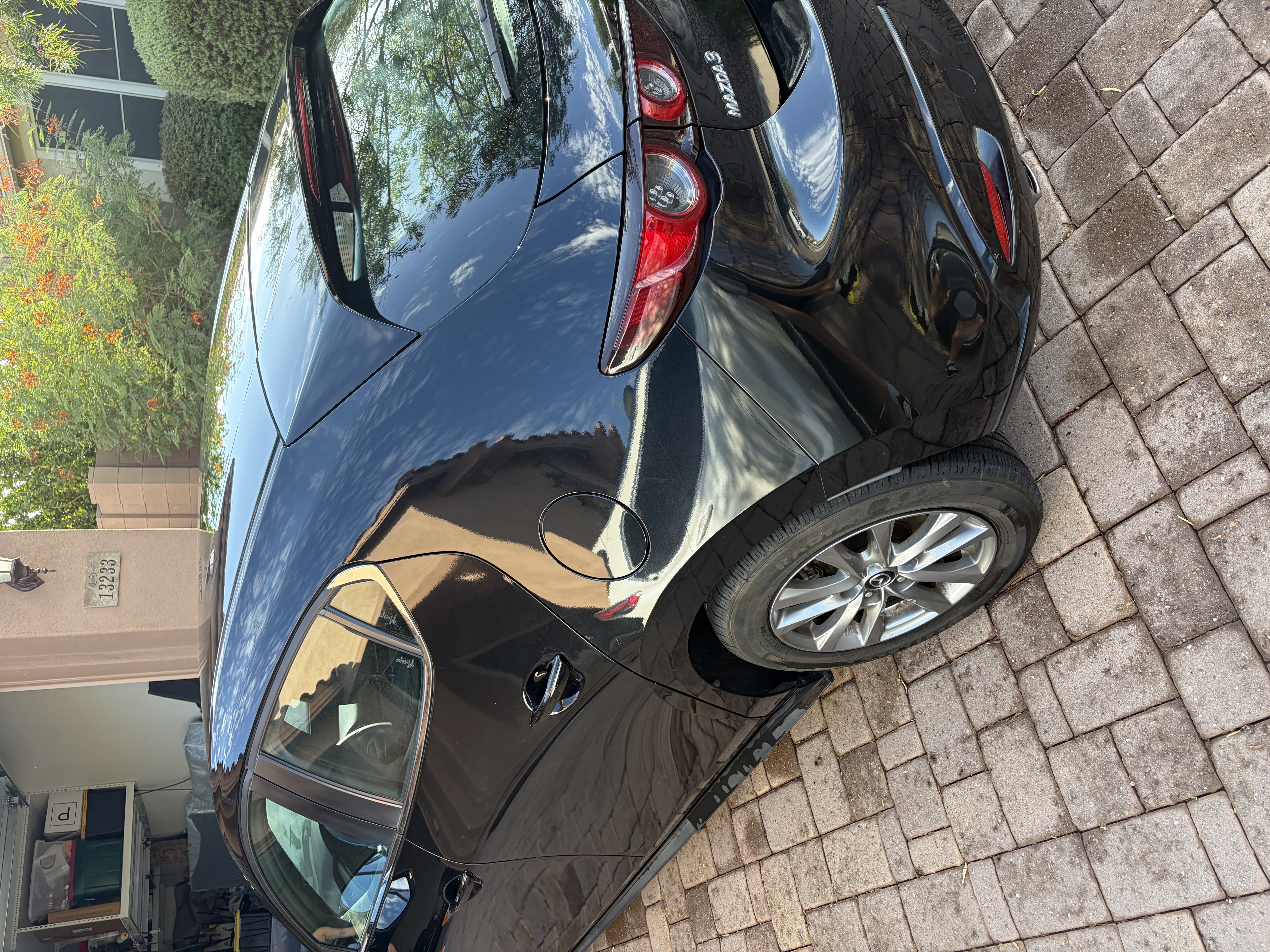 Used 2021 MAZDA MAZDA3 s FWD image 5