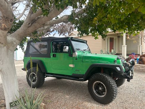 Used 2004 Jeep Wrangler 4WD image 14