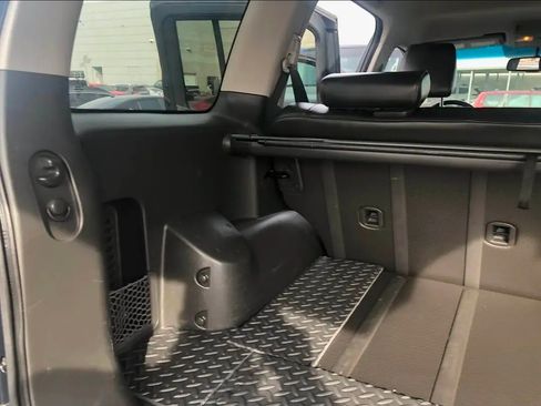 Used 2011 Nissan Xterra PRO-4X w/ Pro-4x Leather Pkg image 8