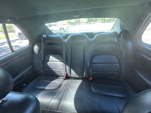 Used 2002 Cadillac De Ville DTS w/ Premium Equipment Pkg image 14