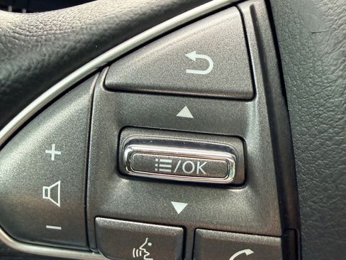 Used 2015 INFINITI Q50 Premium w/ Technology Package image 19